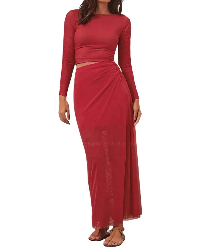 Amira Detail Long Skirt In Red