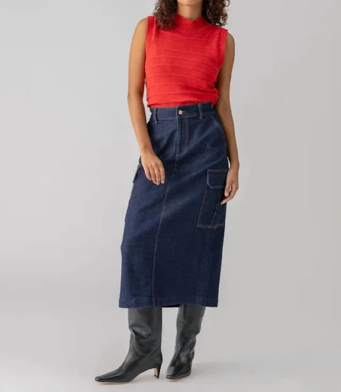 Essential Cargo Midi Skirt In Magnetic